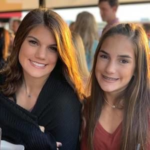 Meet your Posher, Ivy